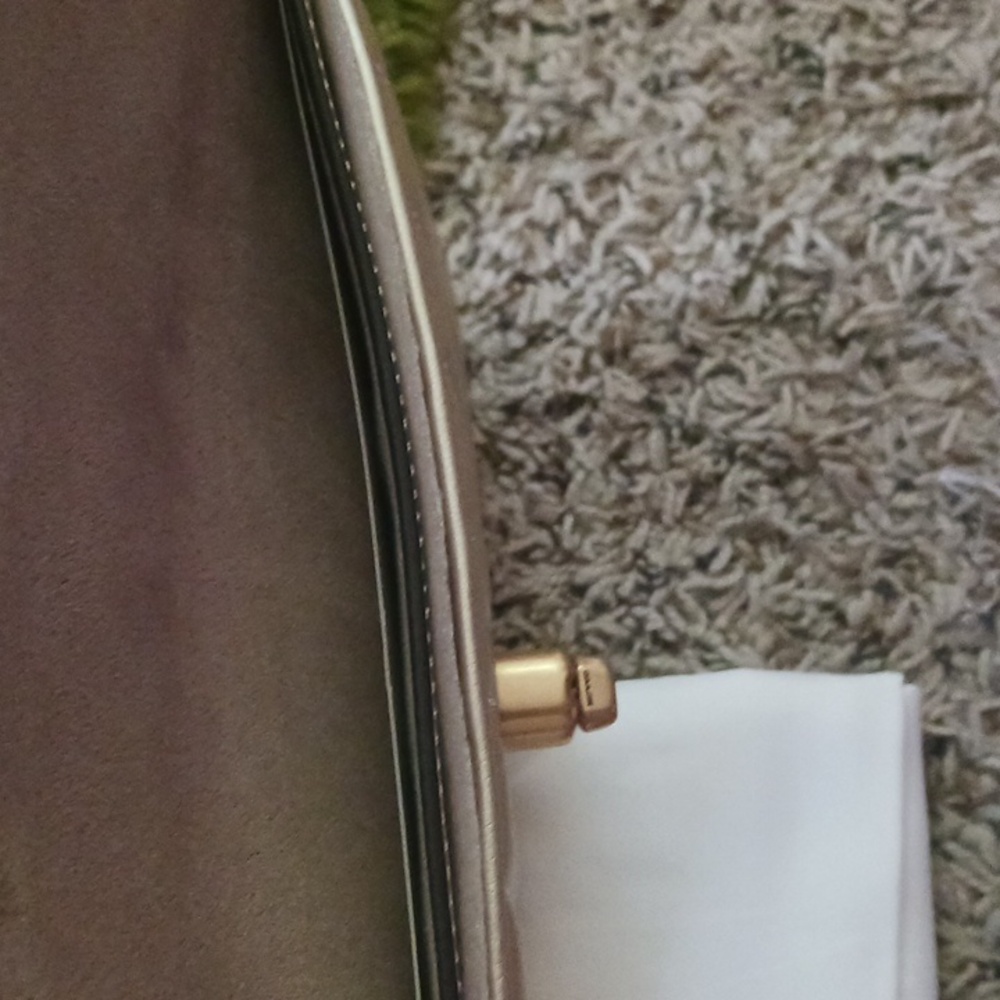 “SOLD”Coach Purse - Picture 6 of 6